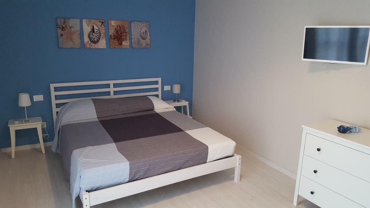 Galu Guest House Gaeta Bagian luar foto