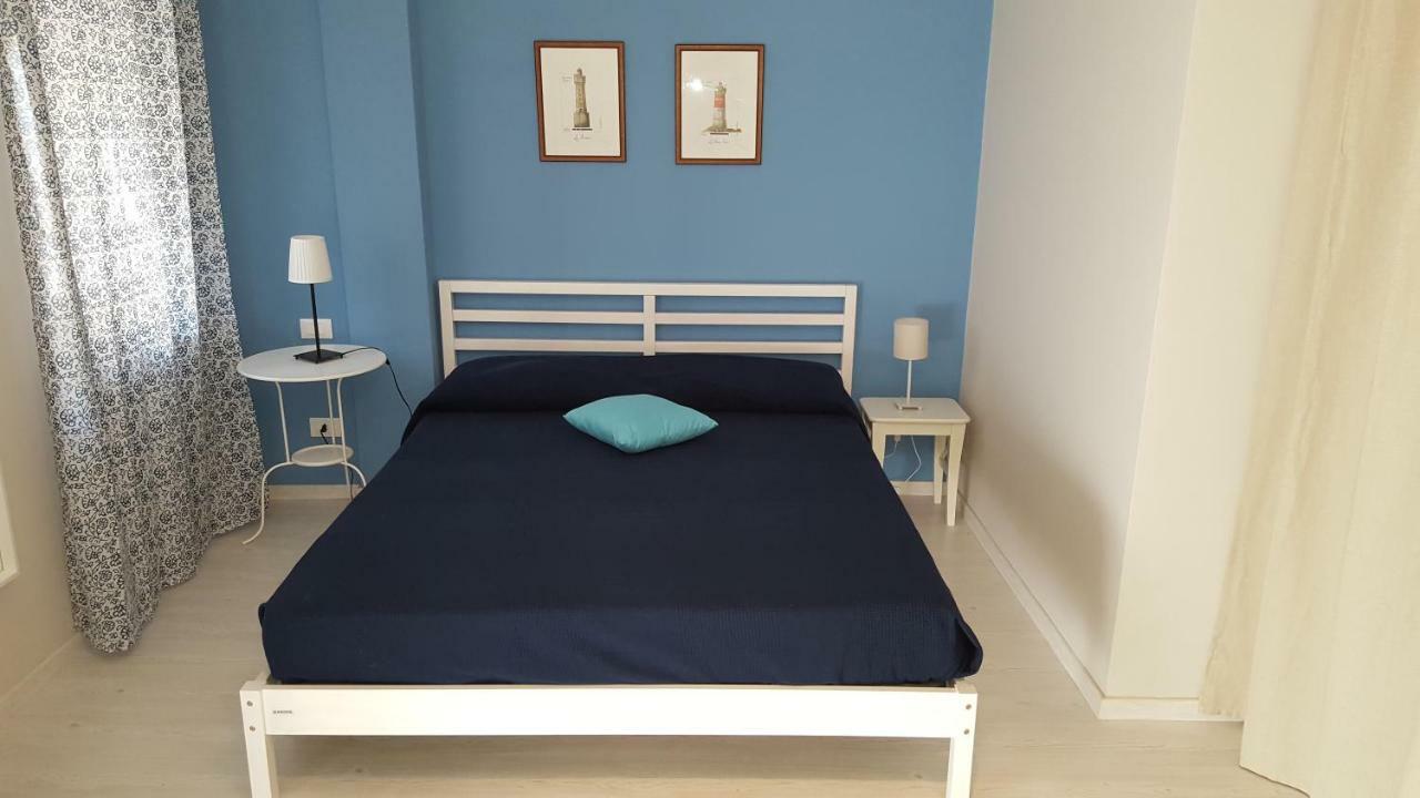 Galu Guest House Gaeta Bagian luar foto
