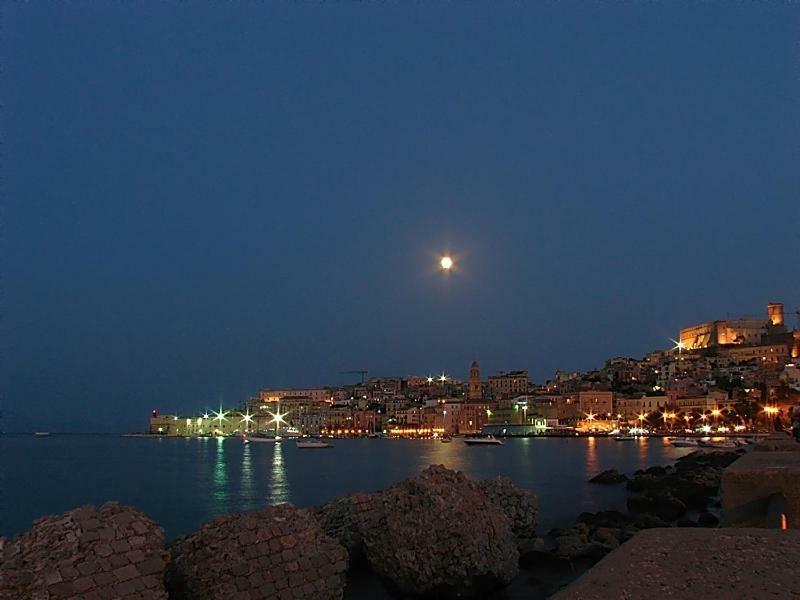 Galu Guest House Gaeta Bagian luar foto