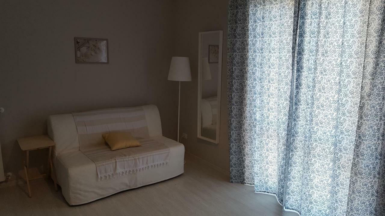 Galu Guest House Gaeta Bagian luar foto